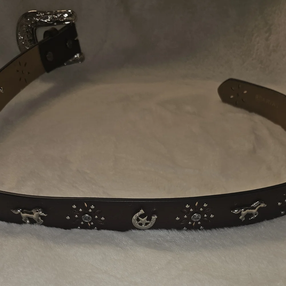 Ariat Kids Brown Belt with Silver Buckle Has Silver Horse And Star Embellishment